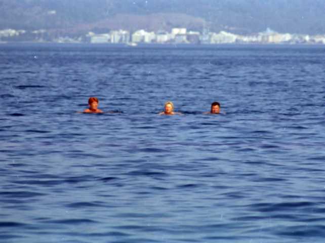 Wasser warm, Auftrieb super, was willst mehr