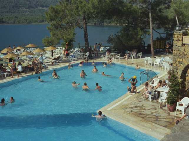 Alles ums Pool