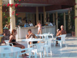 Bar mit Terrasse