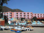 Strand mit Hotelblick